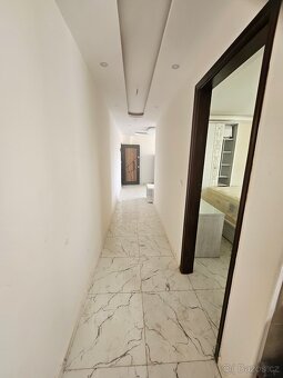 2+kk+ terasa v luxusním resortu v egyptske Hurghadě - 11