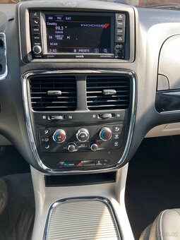 DODGE GRAND CARAVAN SXT 3,6 V6 - 11