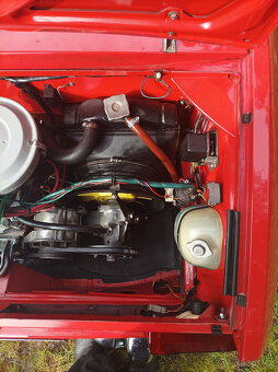 Fiat 850 sport spider - 11