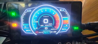 CF MOTO 300 NK - 11