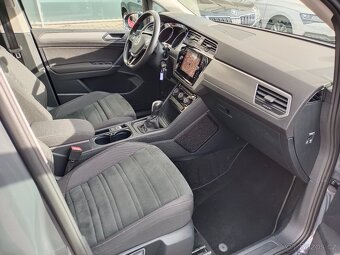 VW Touran Comfortline 2.0TDI 110kW DSG ACC ERGO Full LED - 11