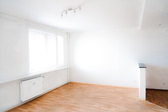 Družstevní byt 2+kk 56m2 s lodžií v Bělé pod Bezdězem - 11