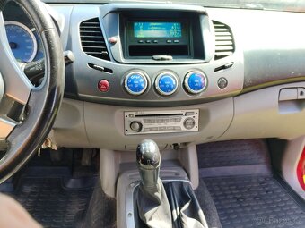 Mitsubishi L200 100 kW - 11