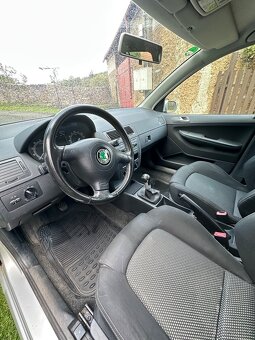 Škoda Fabia combi 1.4 benzín - 11