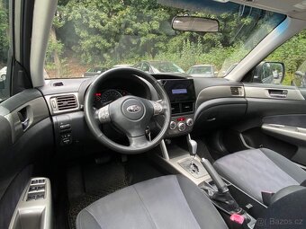 Subaru Forester 2.0i 110kW 4x4 automat klima tempomat 164tkm - 11