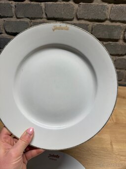 🩵 Sada porcelánových talířů JEDNOTA – 8 ks 🩵 - 11