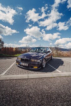 BMW e36 2.5i coupe - 11