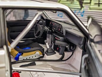 Volvo 240 Turbo 1:18 AutoArt - 11