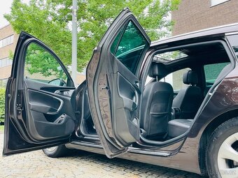 Opel Insignia 2.0CDTi 125KW MANUÁL VÝHŘEV KAMERA FACELIFT - 11