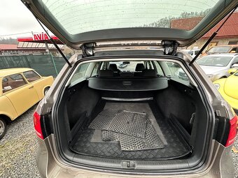 Vw Passat Combi 2.0tdi Super stav 218tis km Serviska - 11