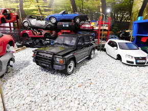 model auta Nissan Patrol GR Y60 / GR Y61 Otto mobile 1:18 - 11