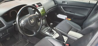 Honda Accord 2.0 SPORT - 11