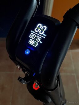 Elektrokoloběžka Nitro Scooters 500 W - 11