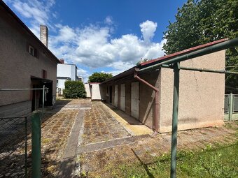 RODINNÝ DŮM, NA LÁVKÁCH 148, HOLOHLAVY - 11