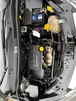 ✅OPEL CORSA 1.4 16V 64KW SERVISNÍ KNIHA✅ - 11