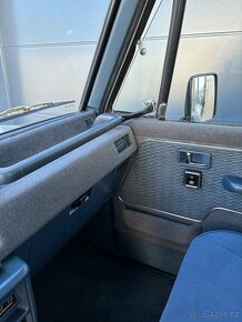 MITSUBISHI PAJERO 2.5 TD 1990 - 11