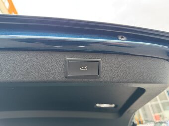 Škoda Superb 3 2.0 TDI 110kW DSG Tažné Matrix LED Keyless - 11
