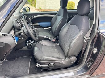 Mini Cooper 1.6 88KW,XENONY,KLIMA,KůŽE,ESP - 11