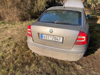 Škoda Octavia 1.9 diesel - havarovaná - 11