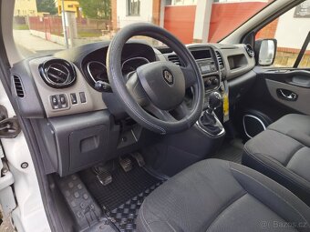 RENAULT TRAFIC 1.6 89kW ROK 2017 - 11