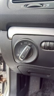 VW Golf 6 1,6TDi 77kW, kombi, NOVÁ STK - 11