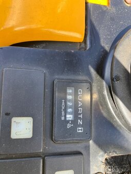 Prodám JCB 8008 CTS - 11