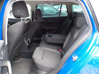 Škoda Octavia 2,0 TDI 1.MAJITEL ČR-DPH - 11