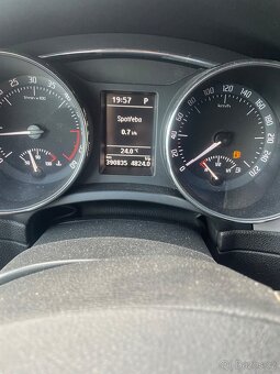 Škoda superb II 2,0 tdi 4x4 - 11