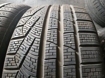 295/30R20 101W XL Winter 270 Sottozero Serie II  PIRELLI - 11