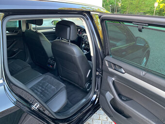 Volkswagen Passat 2.0 TDi 110kw DSG Highline - 11
