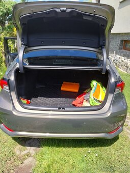 Toyota Corolla - 11