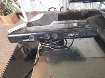 Xbox360+ovladac+35her+kinect - 11