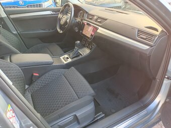 Škoda Superb 3 Combi Style 2.0TDI 90kW DSG Full LED Keyless - 11