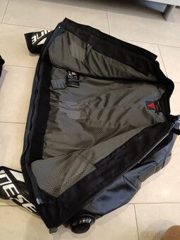 Dainese Laguna Seca 5-Pánská kožená moto kombinéza, dvoudíl - 11