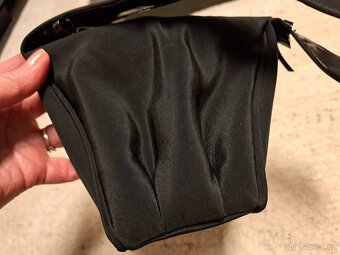 starožitné kabelky ze 30 let - 11