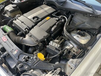 Mercedes Benz C180 - 11