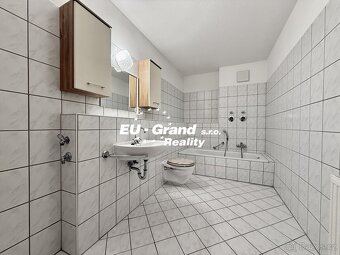 Pronájem byty 2+kk, 62 m2 - Zittau, ev.č. 05652 - 11