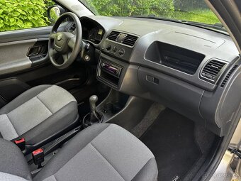 Škoda Fabia II 1.2 12V Klima El. okna Facelift 115tis. km - 11