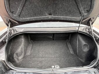 Dodge Challenger 5.7 L V8 280 kW - 11