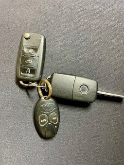 VW Multivan,T5, 2.0 TDI-103 KW, r.v.2011,7míst,Webasto. - 11