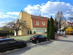 Prodej rodinného domu 278 m², pozemek 585 m² Brno-Řečkovice - 11