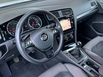 VW Golf 1.5 TSI ACT Highline Bluemotion - 11