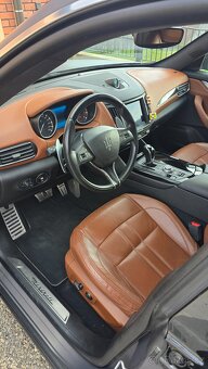 Maserati levante S 316kw - 11