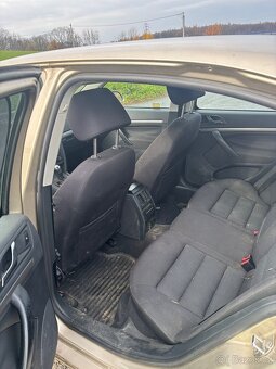 Škoda Octavia 2, 1.6 MPI s lpg - 11