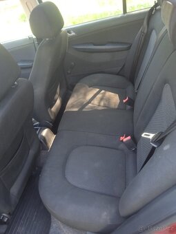 Prodám Škoda Fabia 1.4TDi - 11