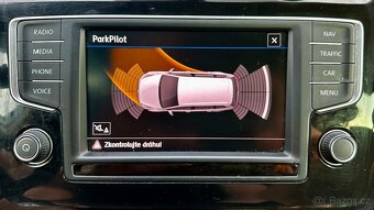 Volkswagen Golf, 110 kW, automat, skvělý stav - 11