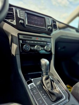Vw Golf Sportsvan 1.4 TSi  110KW DSG Highline  TZ - 11