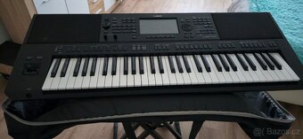 Yamaha psr sx700 - 11