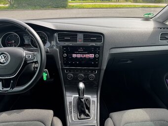 Volkswagen Golf 7.5 2.0 TDI 110kw, DSG, Highline, Servis VW - 11