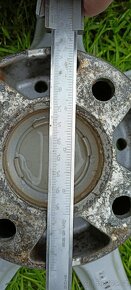 ALU KOLA FORD a další R14 - 11